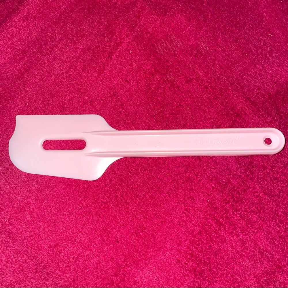 Tupperware Paddle Scrape